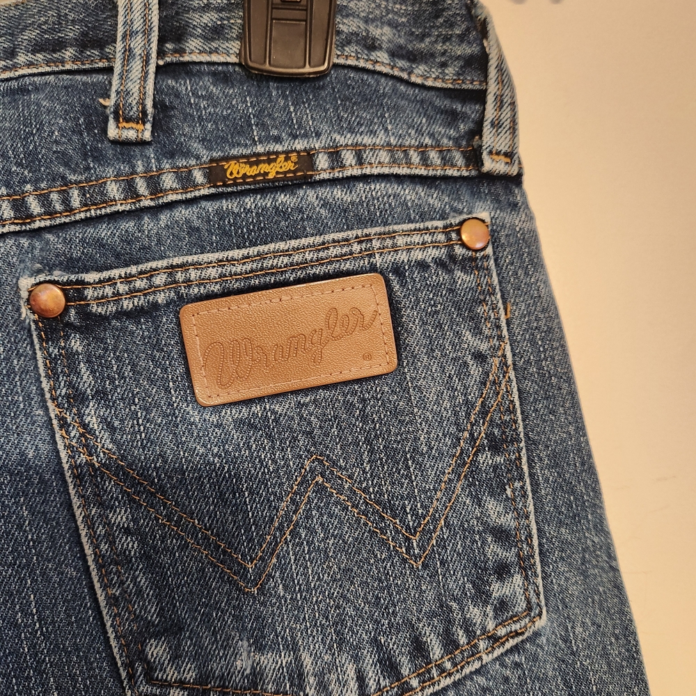 Wrangler Classic Blue Jeans with Tan Accents